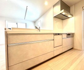 さいたま市中央区鈴谷、新築一戸建ての画像です