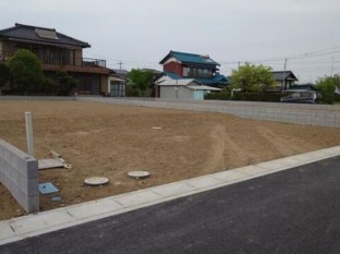 前面道路を含む現地写真