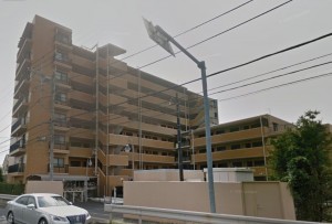 上尾市宮本町、マンションの外観画像です
