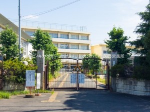 久喜市本町、新築一戸建ての小学校画像です