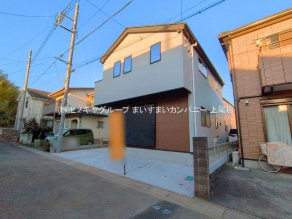桶川市坂田西、新築一戸建ての画像です