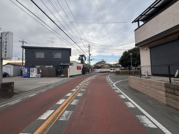 上尾市大字瓦葺、中古一戸建ての画像です