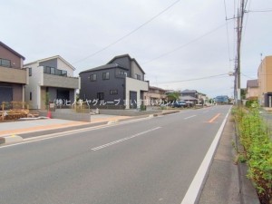 桶川市下日出谷西、新築一戸建ての画像です