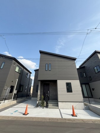 上尾市上平中央、新築一戸建ての画像です