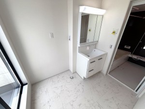 上尾市大字原市、新築一戸建ての画像です