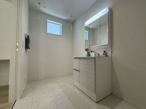 上尾市柏座、新築一戸建ての画像です