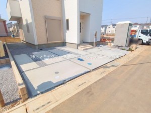 上尾市大字瓦葺、新築一戸建ての画像です