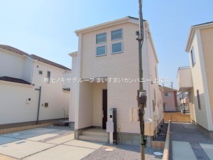 上尾市大字瓦葺、新築一戸建ての画像です