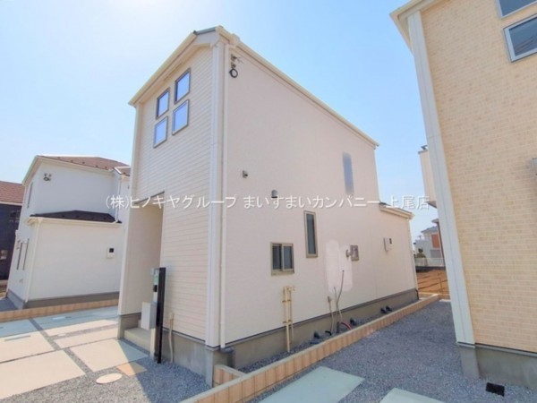 上尾市大字瓦葺、新築一戸建ての画像です