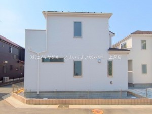 上尾市大字瓦葺、新築一戸建ての画像です