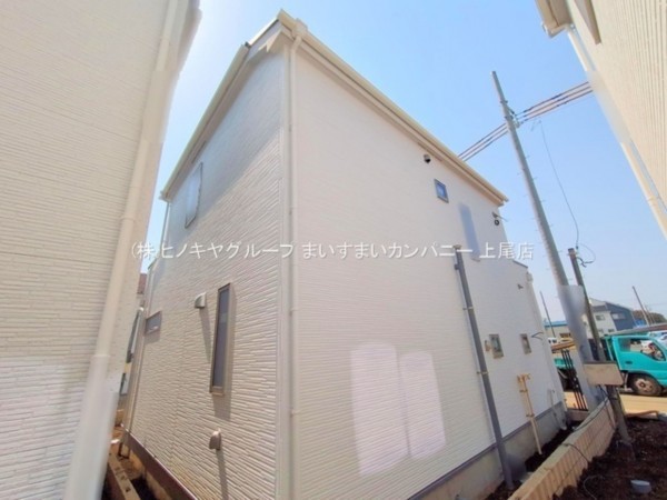 上尾市大字瓦葺、新築一戸建ての画像です