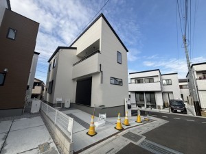 上尾市大字瓦葺、新築一戸建ての画像です