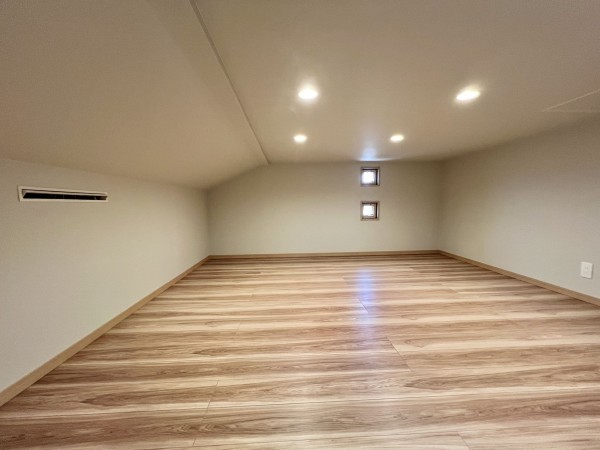 八潮市古新田、新築一戸建ての画像です