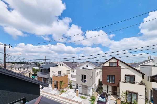 八潮市古新田、新築一戸建ての画像です
