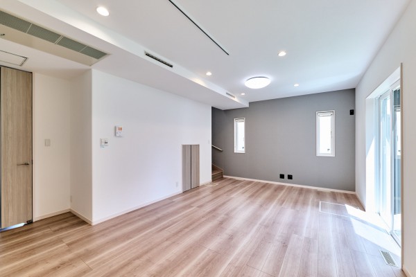 八潮市古新田、新築一戸建ての画像です