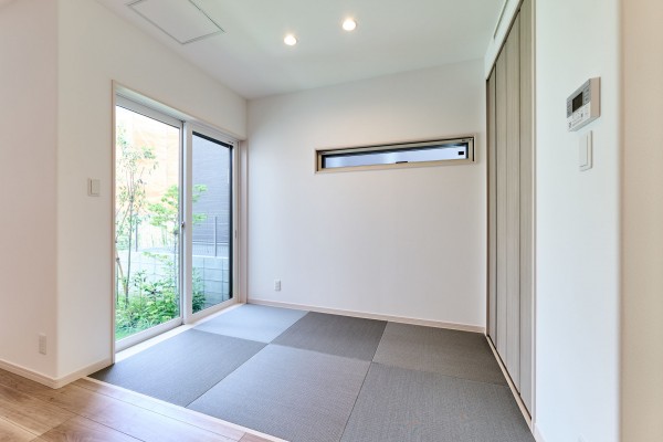 八潮市古新田、新築一戸建ての画像です
