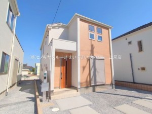 上尾市大字瓦葺、新築一戸建ての画像です