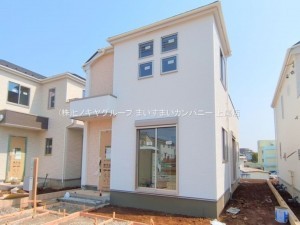 上尾市大字瓦葺、新築一戸建ての画像です