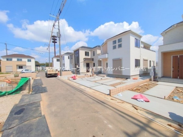 上尾市大字瓦葺、新築一戸建ての画像です
