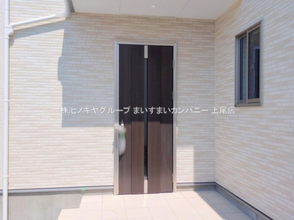上尾市大字瓦葺、新築一戸建ての画像です
