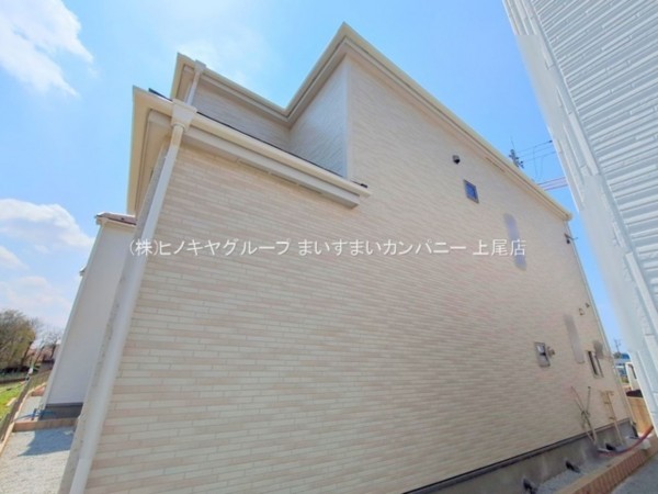 上尾市大字瓦葺、新築一戸建ての画像です