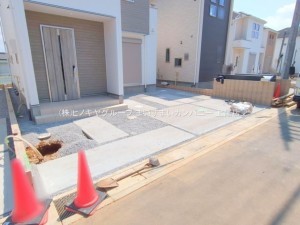 上尾市大字瓦葺、新築一戸建ての画像です