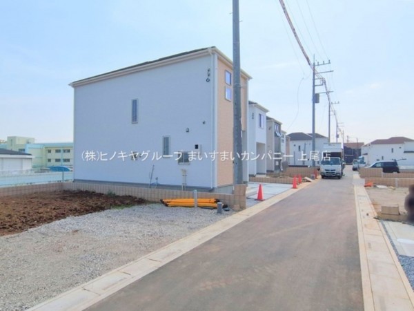 上尾市大字瓦葺、新築一戸建ての画像です