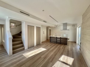 八潮市古新田、新築一戸建ての画像です