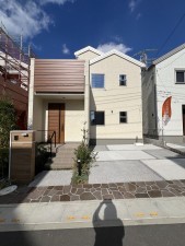 八潮市古新田、新築一戸建ての画像です