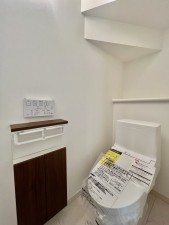 八潮市古新田、新築一戸建ての画像です