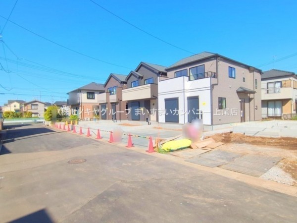 桶川市坂田東、新築一戸建ての画像です