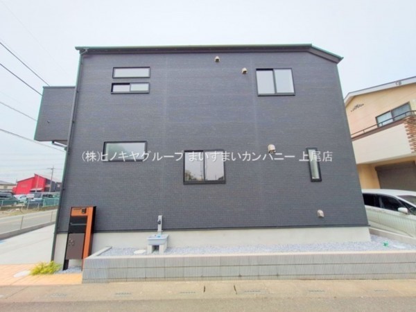 桶川市坂田東、新築一戸建ての画像です
