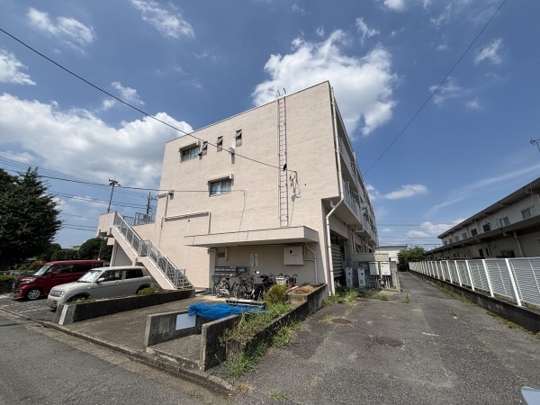 桶川市大字下日出谷、マンションの画像です
