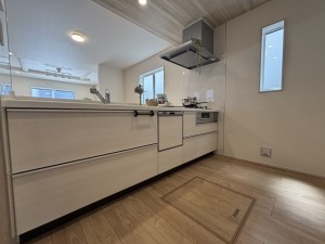 上尾市小泉、新築一戸建ての画像です