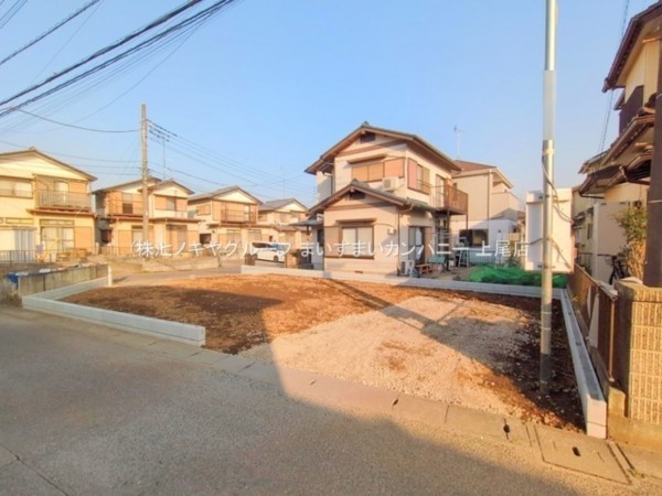桶川市大字上日出谷、新築一戸建ての画像です