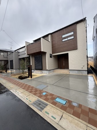 上尾市大字瓦葺、新築一戸建ての画像です