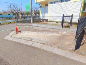 上尾市弁財、中古一戸建ての画像です