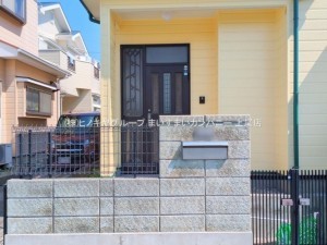 上尾市弁財、中古一戸建ての画像です