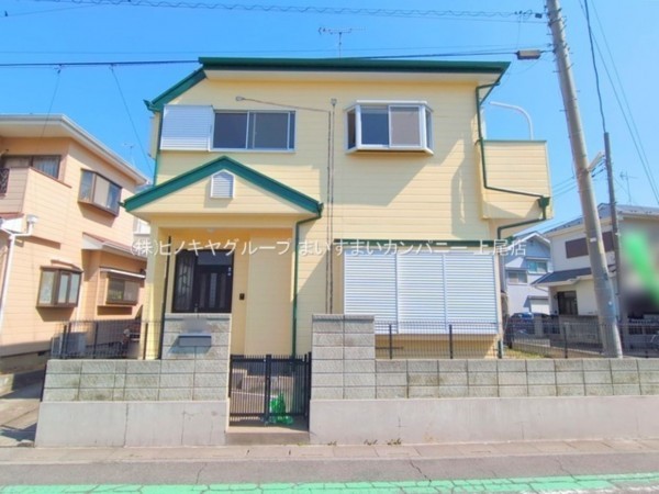 上尾市弁財、中古一戸建ての画像です