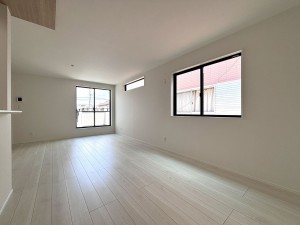 上尾市上町、新築一戸建ての画像です