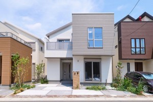 八潮市古新田、新築一戸建ての画像です