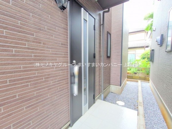 桶川市坂田東、新築一戸建ての画像です