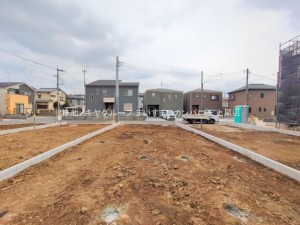 桶川市坂田東、新築一戸建ての画像です