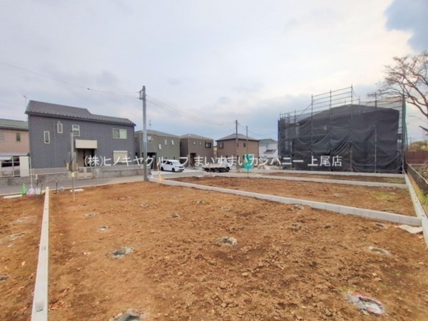 桶川市坂田東、新築一戸建ての画像です