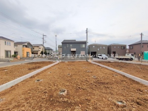 桶川市坂田東、新築一戸建ての画像です