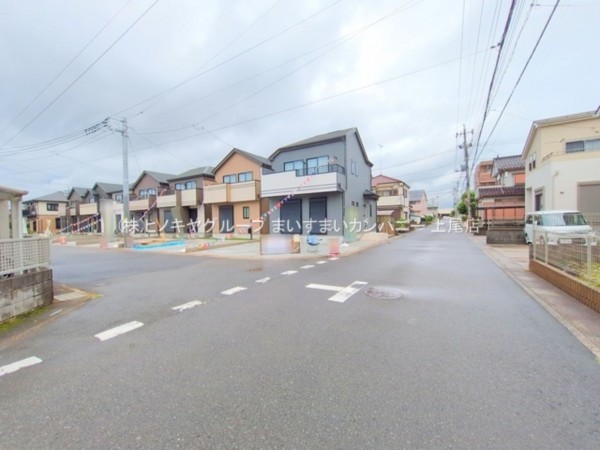 桶川市坂田東、新築一戸建ての画像です