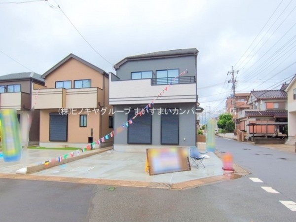 桶川市坂田東、新築一戸建ての画像です