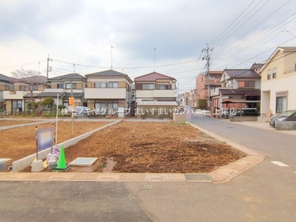 桶川市坂田東、新築一戸建ての画像です
