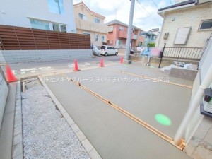 上尾市大字瓦葺、新築一戸建ての画像です