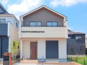 上尾市小泉、新築一戸建ての外観画像です